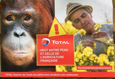 À travers le blocage des raffineries et dépôts de carburant, la FDSEA et les Jeunes agriculteurs d’Île-de-France veulent notamment dénoncer le projet d’importation d’huile de palme par le groupe Total pour ses biocarburants.