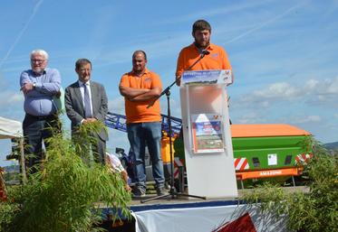 A Ableiges (Val-d’Oise), le 8 septembre. Le président du comité d’organisation, Valentin Morin a inauguré le festival.
