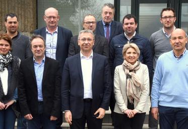 Le 4 mars, à Chartres. La chambre d’Agriculture d’Eure-et-Loir a élu son nouveau bureau, qui compte quatre nouveaux membres, et s’est donné Éric Thirouin (1er rang, au centre) pour président.