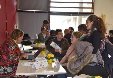 À Blois, les professionnels et enseignants étaient à l’écoute des projets des futurs élèves et de leurs parents.