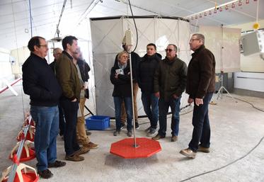 Les visiteurs ont pu découvrir le métier d’aviculteur et visiter des bâtiments modernes.