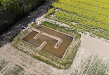 La chambre d’Agriculture a mis en place un bassin tampon sur une parcelle de sa ferme expérimentale de Miermaigne.
