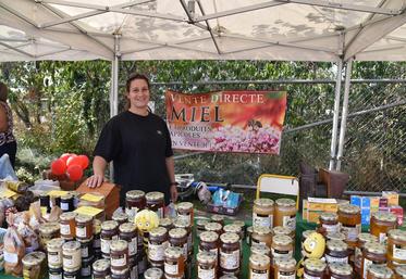 Stand de la Miellerie de Misery (Vert-le-Petit).