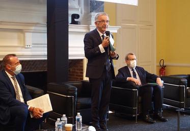 François Bonneau, président de Région : « Nous devons penser l’aménagement du territoire dans une dynamique globale. » 