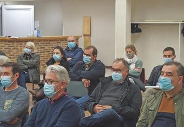 L’assemblée générale de la FAV 41 s’est déroulée le 23 octobre à Monthou-sur-Bièvre dans le respect des règles sanitaires : port du masque, distanciation physique et absence de moment convivial à la fin des travaux.