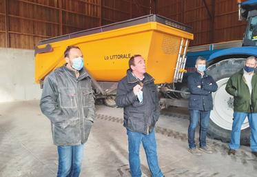 Samedi 26 septembre, à Saint-Aignan-le-Jaillard. Patrick Langlois a demandé au préfet du Loiret de trouver des solutions efficaces pour stopper la progression exponentielle des dégâts de sangliers dans les parcelles agricoles.