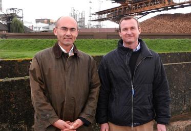 Alban Paillet, à gauche, planteur à Coinces, et Bertrand Menon, installé à Villexanton, dans le Loir-et-Cher.