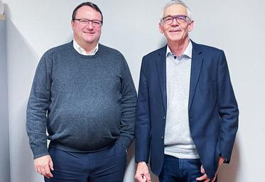 Le 16 décembre, à Bonneval. Le président de la Coopérative agricole Bonneval Beauce et Perche, Benoît Ferrière (à d.), et son directeur, Guillaume Rivet, peuvent se féliciter de résultats très corrects en dépit des circonstances.