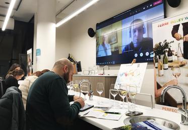 Le programme prévoit de consacrer deux tiers du budget de communication aux marchés export pour des actions ciblant les professionnels (importateurs, agents, CHR, grande distribution) et futurs professionnels (élèves sommeliers), telles que des masterclass.