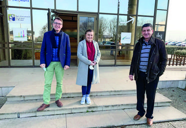 Châteaudun, le 24 janvier. L'équipe du LEAP de Nermont, son directeur Xavier Marin (à g.), Laura Auxant, en charge des BTS, et Thierry Paya, de la communication, se met en ordre de marche pour accueillir les familles.