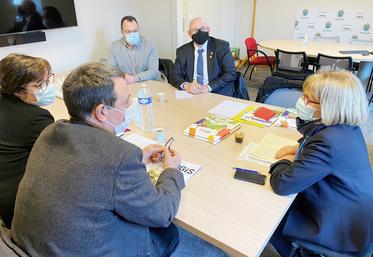 Nemours, lundi 21 février. Rencontre entre représentants d'Interbev Île-de-France et Valérie Lacroute en amont du Salon de l’agriculture.