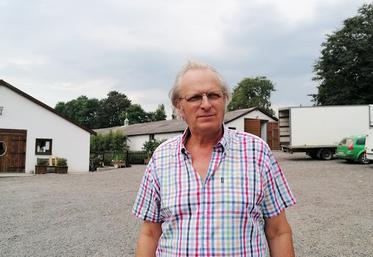 Originaire de Belgique, Bernard Wilem est agriculteur en Ukraine depuis plus de vingt ans et entretient des liens étroits avec la chambre d'Agriculture de région Île-de-France dans le cadre du jumelage de celle-ci avec la chambre d'Agriculture de Lviv, en Ukraine.