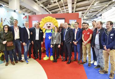 Lundi 28 février, organisateurs et partenaires premium de Terres de Jim se sont réunis autour d'un cocktail pour donner le coup d'envoi officiel de l'événement.