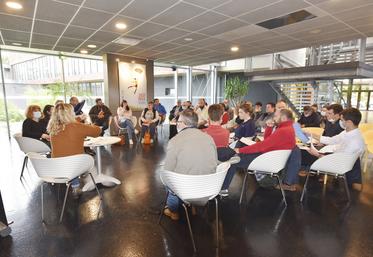 Vendredi 11 mars, à Vendôme. Les échanges ont été nourris dans le cadre des Ateliers territoriaux qui traitaient de l'agriculture. 