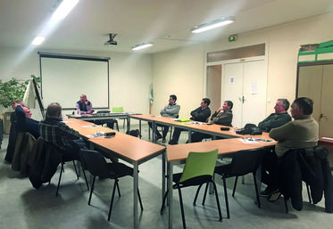 À Saint-Arnoult (Yvelines), jeudi 10 mars. Le syndicat local de Saint-Arnoult a tenu un conseil d'administration au cours duquel le bureau a été renouvelé.