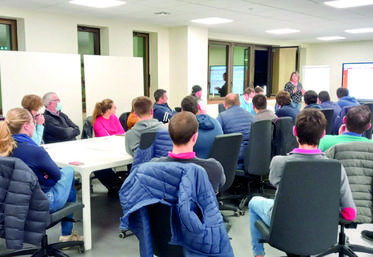 Le 22 mars, à Châteaudun. De nombreux adhérents JA, en présentiel ou en visio, ont suivi les explications de Carine Hardy sur les évolutions de la Pac.