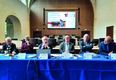 Vendredi 1er avril, à Blois. La SDA 41 a tenu son assemblée générale en ­présence de Philippe Gouet (3e à g.), président du Département. 