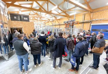 Le 3 avril, à Sours. Les visites guidées de la nouvelle brasserie de L'Eurélienne sont prises d'assaut.