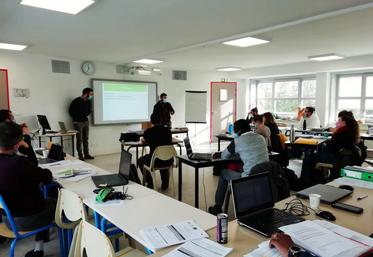 Les forums installation suivent les entretiens individuels du PAI.