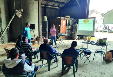 Comme chaque année, Alysé a réuni les éleveurs de la zone pour analyser les résultats technico-économiques découlant des diagnostics Galacsy effectués après la campagne 2021.