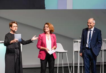 Le 11 mai, à Deauville (Calvados). La présidente et le directeur général de Groupama Centre-Manche, Sylvie Le Dilly et Pascal Loiseau, ont confirmé l'engagement de l'assureur pour la multirisque climatique.