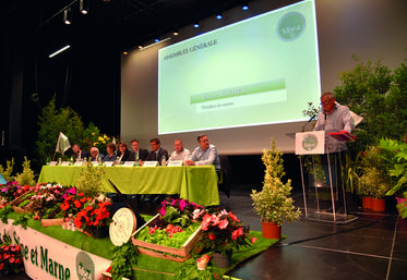 Meaux, mercredi 25 mai. Jérôme Rocher, président sortant du canton de Meaux, a accueilli les participants à la partie statutaire. 