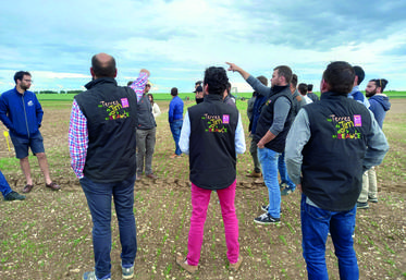 Mardi 24 mai, membres du comité d'organisation et bénévoles ont arpenté pendant près d’une heure le site de 55 hectares qui accueillera l’événement.