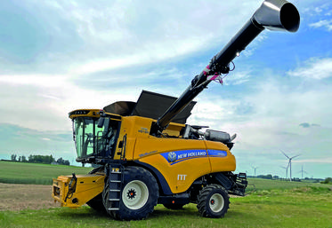 La CR 9.90 prête pour une deuxième récolte à la Société agricole de Francières, préparée par la Vimo.