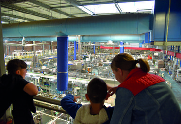 Durant une journée, la laiterie de Saint-Denis-de-l'Hôtel a ouvert ses portes au grand public afin de valoriser la filière laitière.