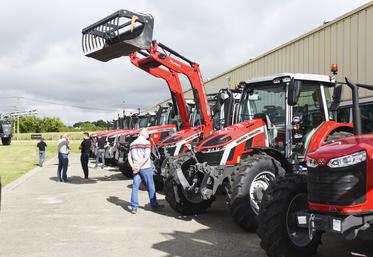 Le 10 juin, à Belhomert-Guéhouville. Les clients d'Agrifarm ont pu découvrir l'étendue de la gamme Massey Ferguson, lors de ses portes ouvertes.