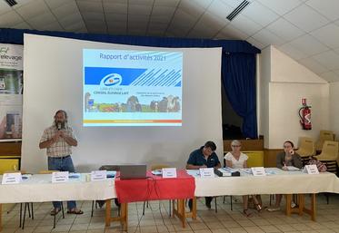 Mardi 21 juin, à Épuisay. Le président de Conseil élevage lait, Hubert Marseault, est revenu sur l'année écoulée lors de l'assemblée générale du syndicat. 