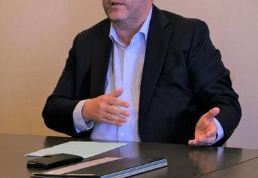 Lundi 4 juillet, à Chartres. Christophe Le Dorven, président du conseil départemental, s'exprime devant la presse locale.