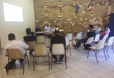 Le 16 juin à La Forêt-Sainte-Croix (Essonne) lors de l'assemblée générale de la FRCuma.