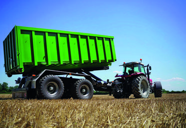 Le porte-caisson Pronar T185 est le modèle le plus vendu par Agripartner.
