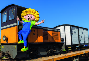 Présente depuis le Salon de l'Agriculture, la mascotte Jim Bataille accompagne les organisateurs et animera l'événement durant les trois jours. 