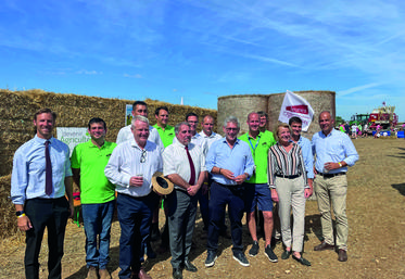 Le député de la circonscription, Frédéric Valletoux, et le sous-préfet de l'arrondissement de Fontainebleau, Thierry Mailles, ont rencontré les responsables professionnels agricoles. 