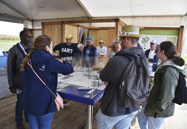 Aux Terres de Jim en Beauce, de nombreux visiteurs se sont arrêtés au stand de Yara France.