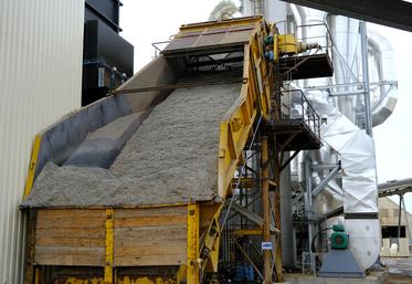 La troisième ligne peut accueillir indifféremment de la luzerne, des pulpes de betterave ou des sciures de bois pour la déshydratation.