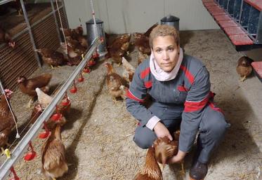 Installée depuis 2021, Corinne Voisin fait face à la grippe aviaire avec inquiétude.
