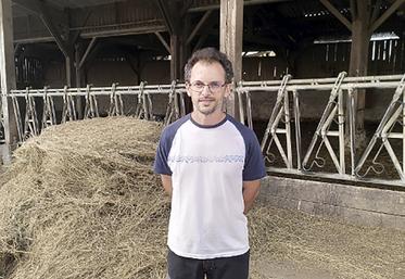 À son installation, Gérard Grandin a totalement bousculé le système de production de ses parents en s'inspirant du modèle d'exploitation néo-zélandais.