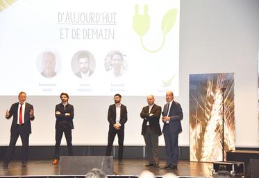 Meaux, mercredi 11 janvier. Après l’assemblée générale de Valfrance, les intervenants de la conférence sur les énergies sont présentés par Laurent Vittoz et Christophe Grison, respectivement directeur et président.