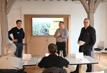 Le 31 janvier, à Maslives. Les représentants du constructeur Claydon étaient en Loir-et-Cher pour présenter la méthode et les outils de la marque. 