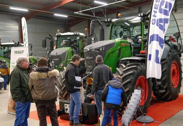 Mercredi 8 février, à Sainville. Le concessionnaire Ghestem Agri présente la nouvelle gamme de Fendt, le 700 Vario Gen7.