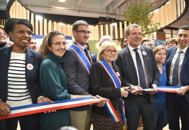 À Paris, lundi 27 février, lors de l'inauguration de l'espace Région Île-de-France.