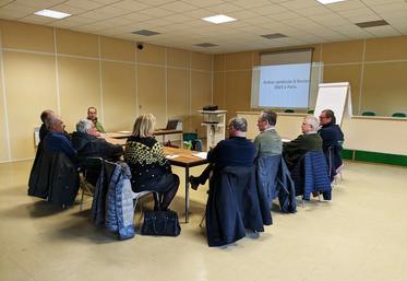 À Attainville (Val-d'Oise) lundi 27 février, lors du conseil d'administration du Pays de France.
