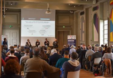 Vendredi 10 mars, à Orléans. Le pôle régional Dream eau et milieux est réuni pour débattre des enjeux régionaux de la ressource en eau.