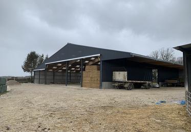 Le bâtiment de 1 000 m2 reste à aménager. La praticité sera le mot clé. 