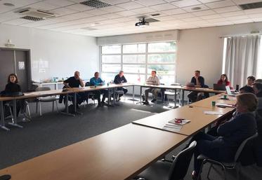 Jeudi 16 mars au Chesnay (Yvelines), lors de la commission apicole.