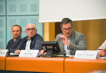 Le 21 mars, à Chartres. Le président de l'association des Irrigants d'Eure-et-Loir, Marc Langé, a présidé une assemblée générale très dense.
