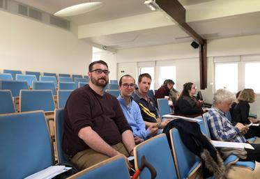 De g. à d. : Flavien Corneille et Aurélien Dequiedt, élus JA Centre, et Baptiste Menon, membre du Ceser où il représente le syndicat, ont porté les propositions défendues par JA.